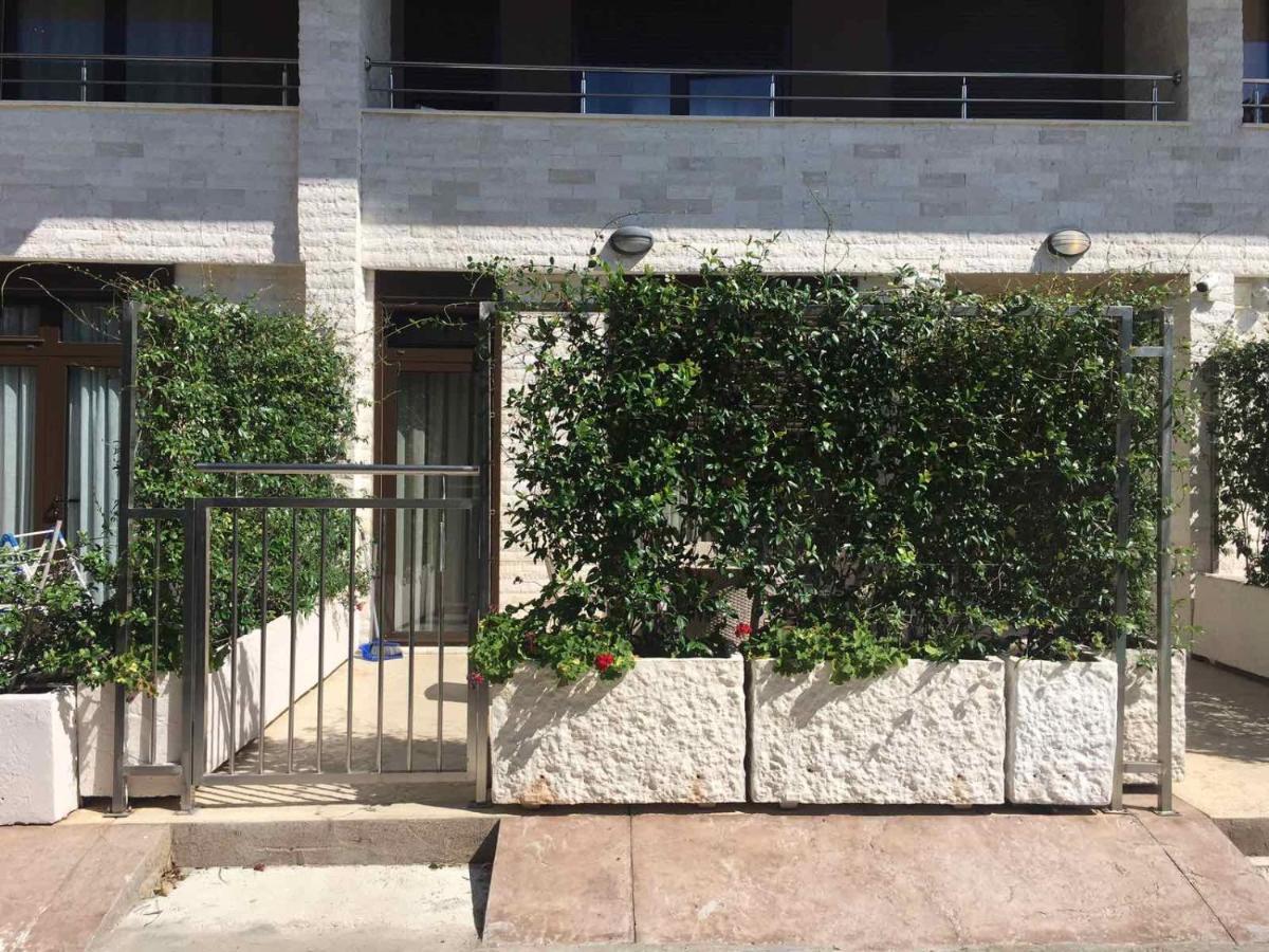 Langust - Free Parking Apartment Sveti Stefan Exterior photo